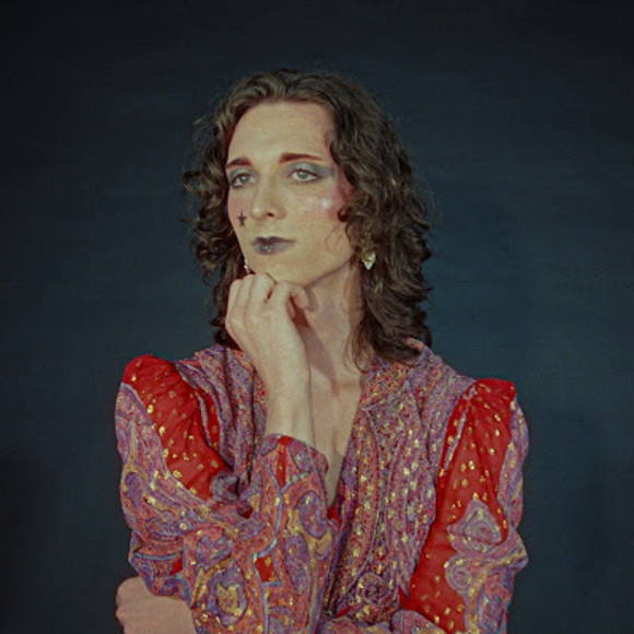 Meet your Posher, Bev - Picture 1 of 1